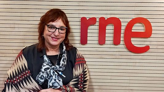 La estación azul - La estación azul - Con Miren Agur Meabe, Premio Nacional de Poesía - 12/12/21 - escuchar ahora