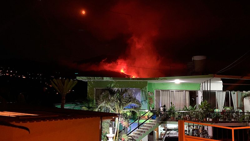 Las mañanas de RNE con Íñigo Alfonso - La Palma: Regresar a casa tras mes y medio desalojados - Escuchar ahora