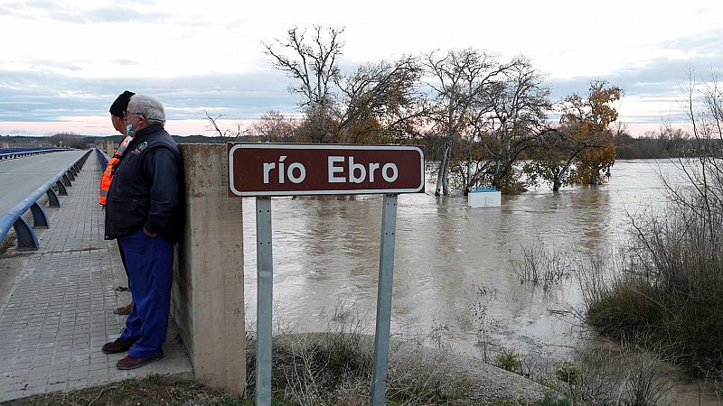 24 horas Fin de Semana - Tudela pedirá la declaración de zona catastrófica mientras Aragón espera al Ebro- Escuchar ahora