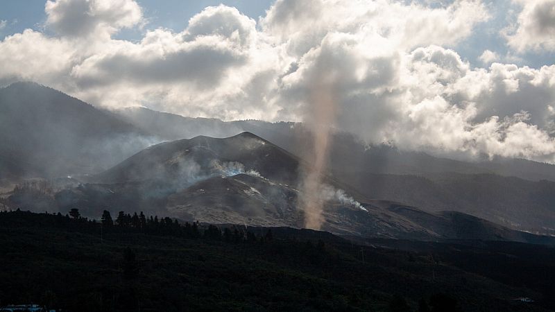 14 horas - El tercer da de inactividad del volcn abren esperanzas en La Palma - Escuchar ahora 