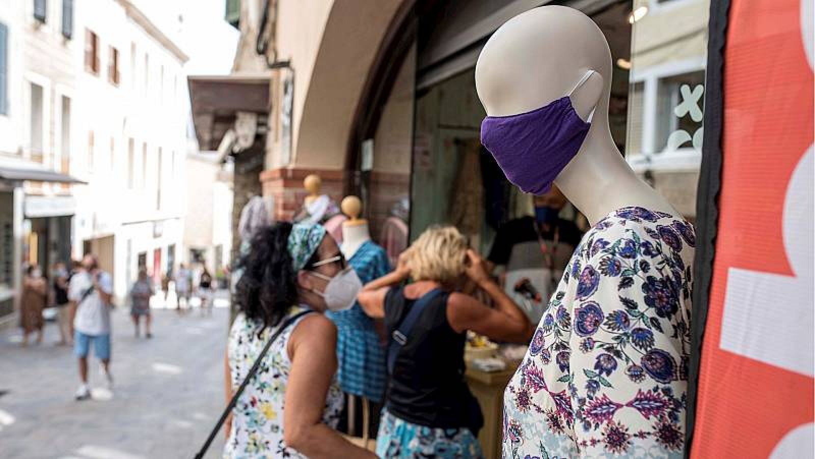 Resistència a l'ús obligatori de la mascareta a l'exterior