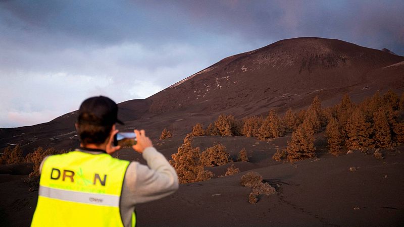 14 horas - El volcán de La Palma a pocas horas del final - Escuchar ahora