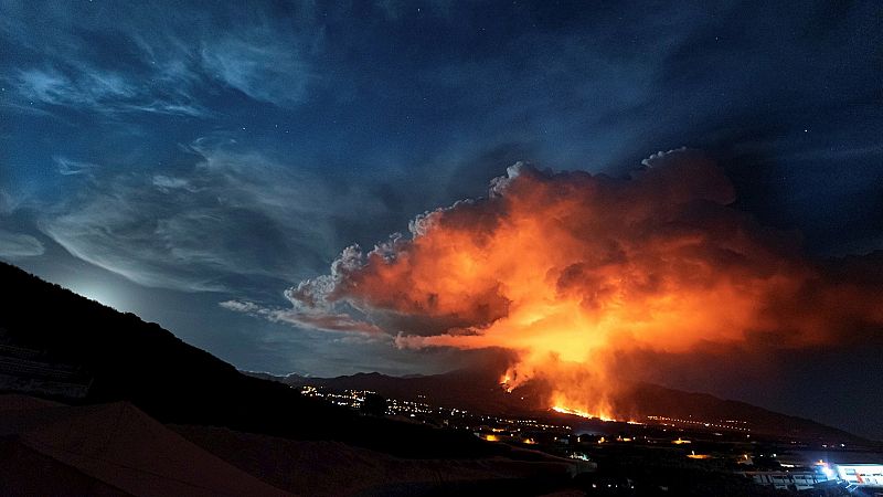 Espaa a las 8 Fin de Semana - 85 das de erupcin: Los sonidos de La Palma - Escuchar ahora