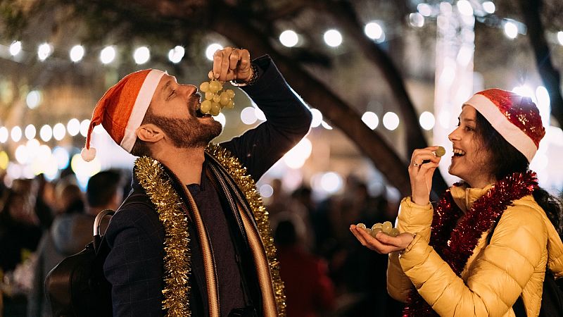 24 horas - Seis comunidades acuerdan restricciones comunes de cara a fin de año - Escuchar ahora 