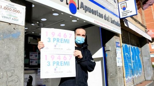 Serveis informatius Ràdio 4 - L'Hospitalet celebra un pessic del tercer premi del sorteig de Reis