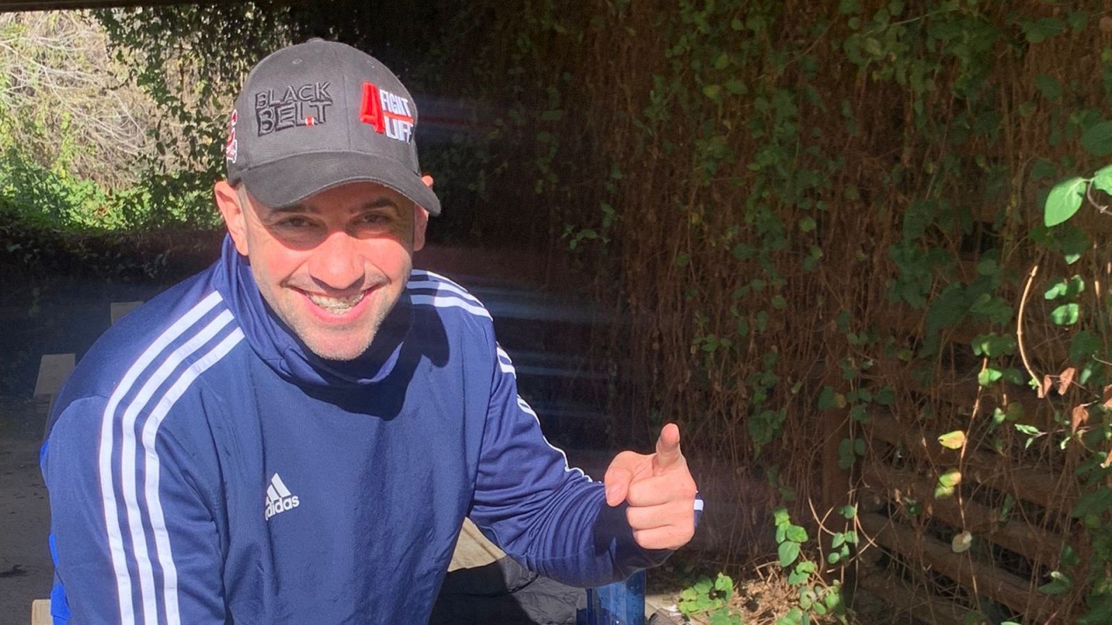 Más cerca - Santiago Sánchez, camino a Catar - Escuchar ahora 