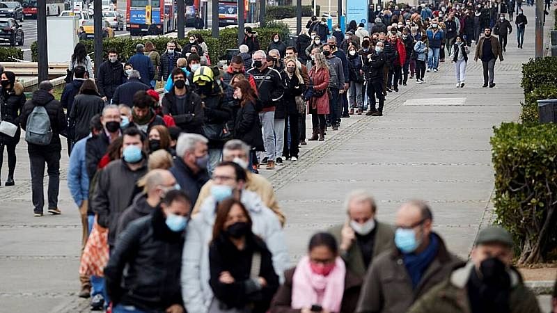 24 horas - La OMS advierte de que la mitad de la población europea se contagiará de ómicron en 8 semanas - Escuchar ahora