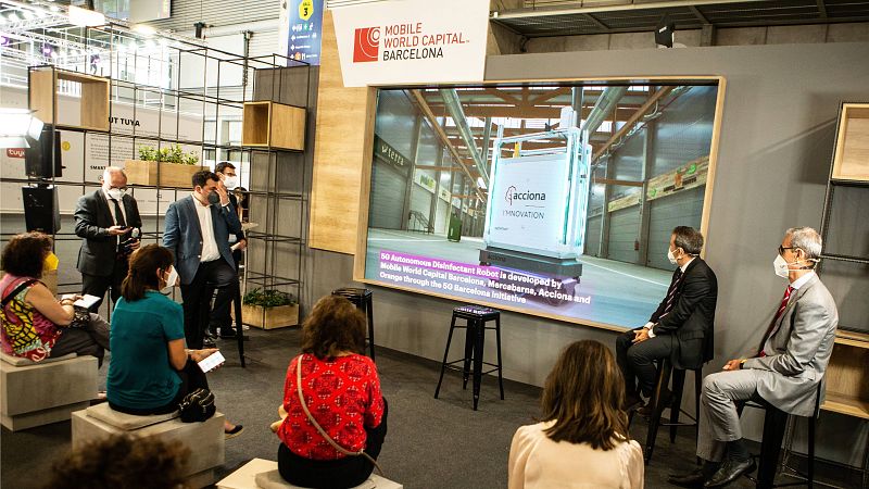 Boletines RNE - Sony, primera baja del Mobile World Congress de Barcelona - Escuchar ahora