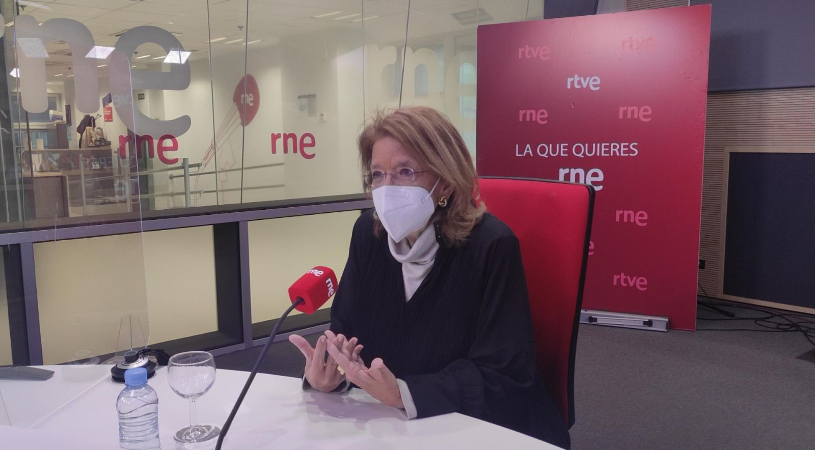 Las mañanas de RNE con Íñigo Alfonso - Elvira Rodríguez (PP) denuncia un reparto poco eficaz de los fondos europeos - Escuchar ahora 