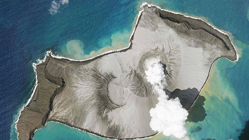 Cinco Continentes - Incertidumbre sobre los daños tras la erupción en Tonga - Escuchar ahora