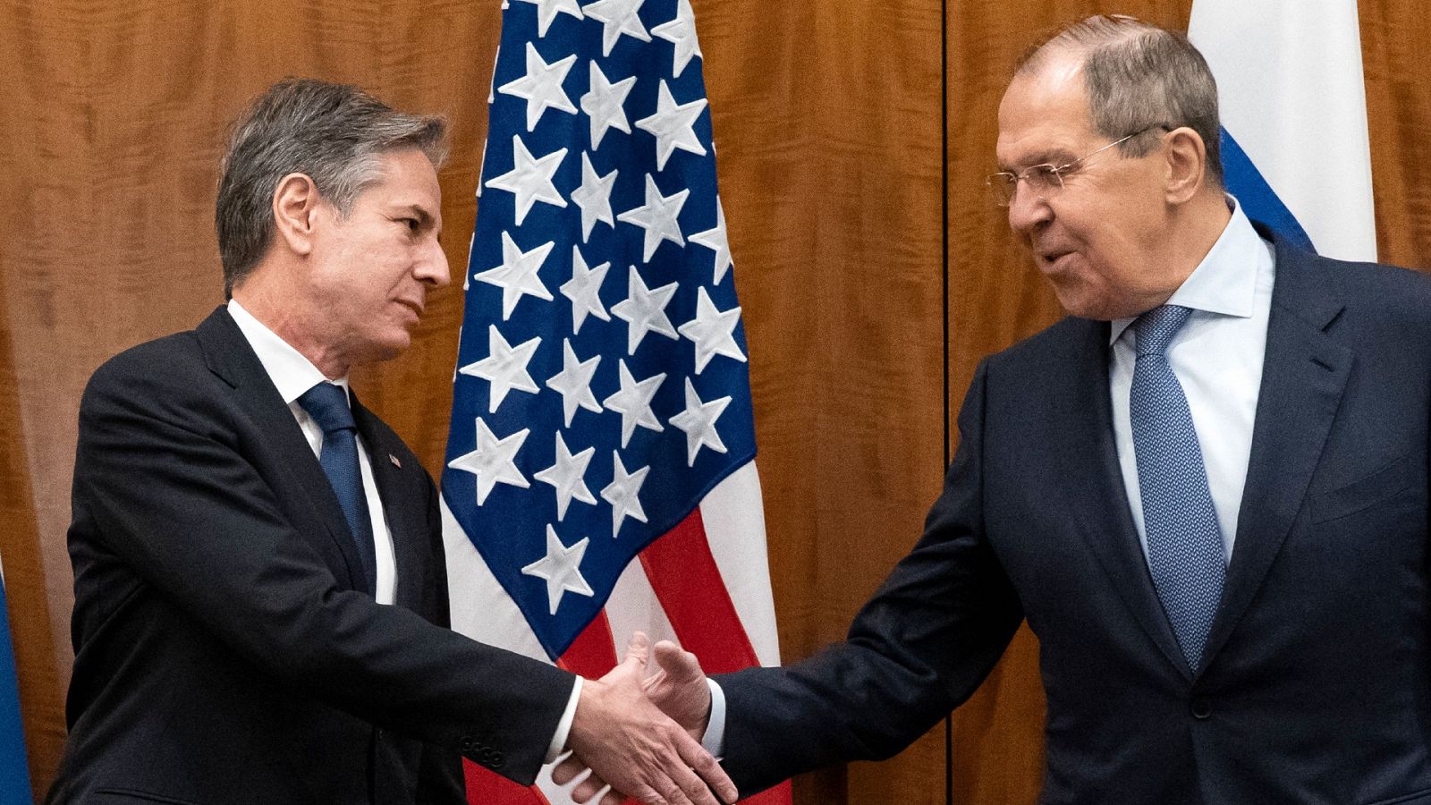 14 Horas Fin de Semana - EE.UU y Rusia acuerdan continuar con la vía diplomática para llegar a una solución  - Escuchar ahora