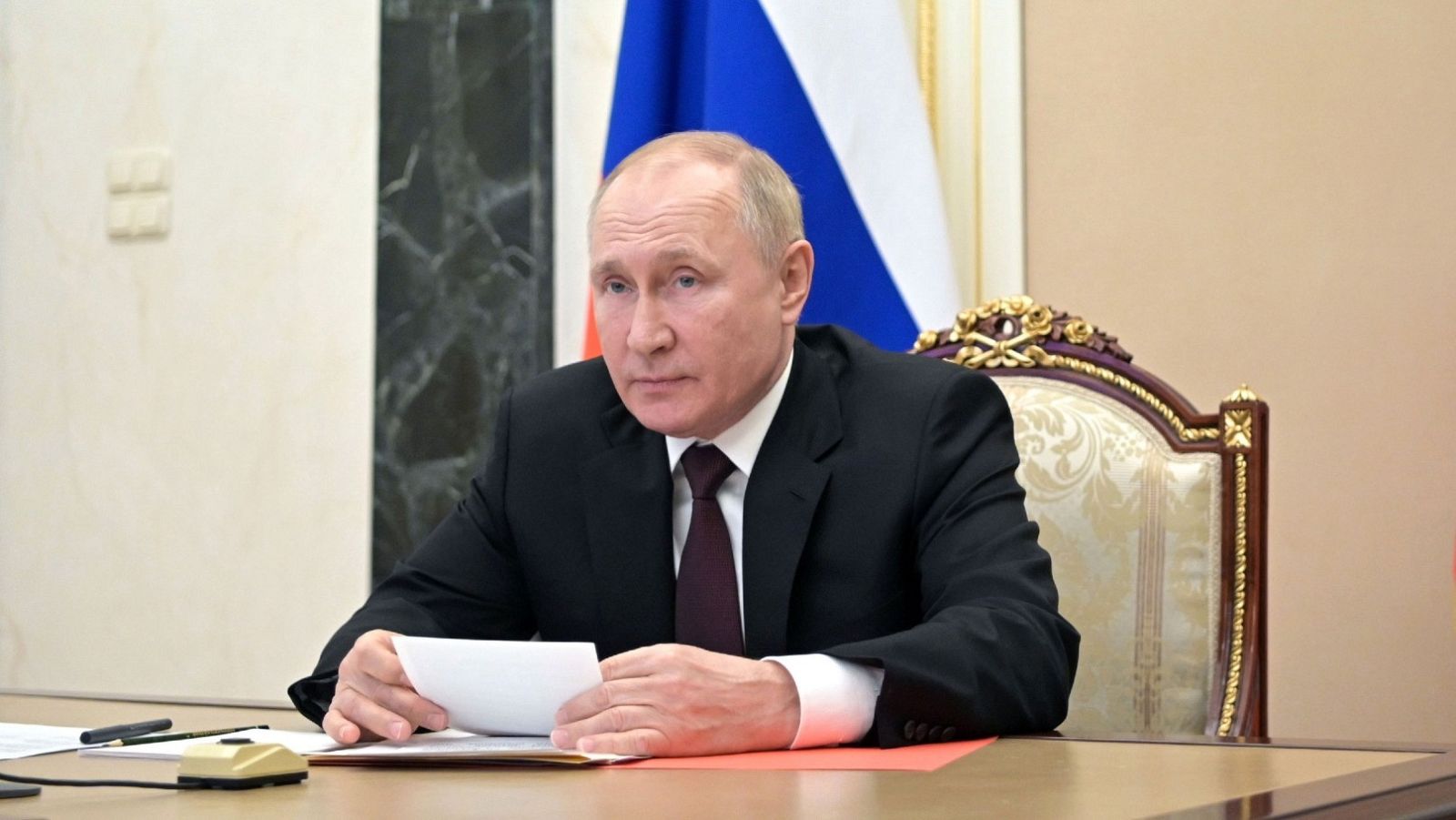 24 horas - Rusia y la OTAN incrementan los movimientos militares en torno a Ucrania - Escuchar ahora