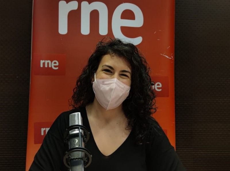 RNE Murcia. Entrevista con Lidia García, estudiosa universitaria y divulgadora de la copla, la zarzuela y el cuplé - Escuchar ahora