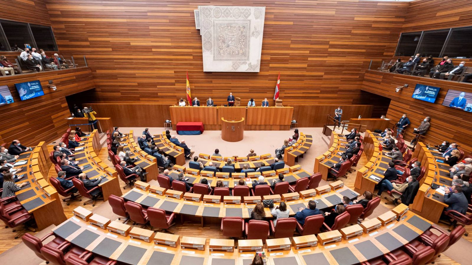 14 horas - Debate electoral en Castilla y León: despoblación y Sanidad - Escuchar ahora