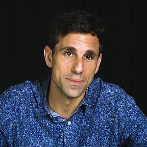 Cerebros sin fronteras. El podcast - Cerebros sin fronteras. El podcast - Fuente, programando algoritmos para luchar contra las bacterias - Escuchar ahora