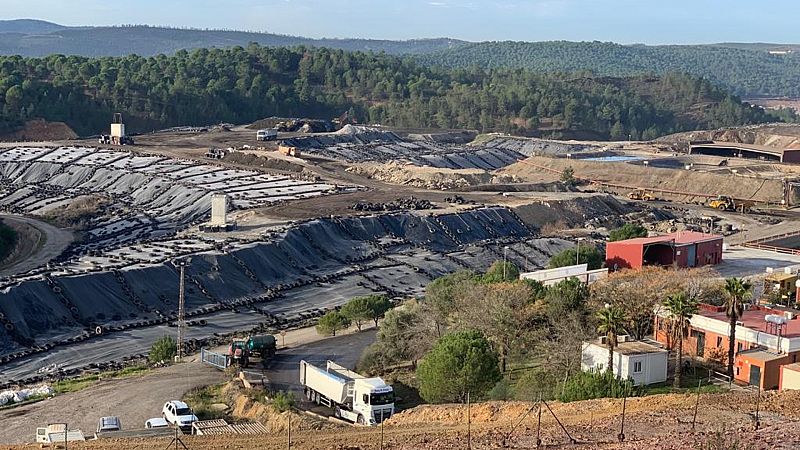 Más cerca - Nerva, 25 años recibiendo residuos tóxicos - Escuchar ahora 