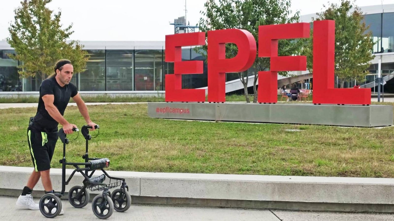 Las mañanas de RNE con Íñigo Alfonso - El avance científico que permite que varios parapléjicos vuelvan a andar - Escuchar ahora