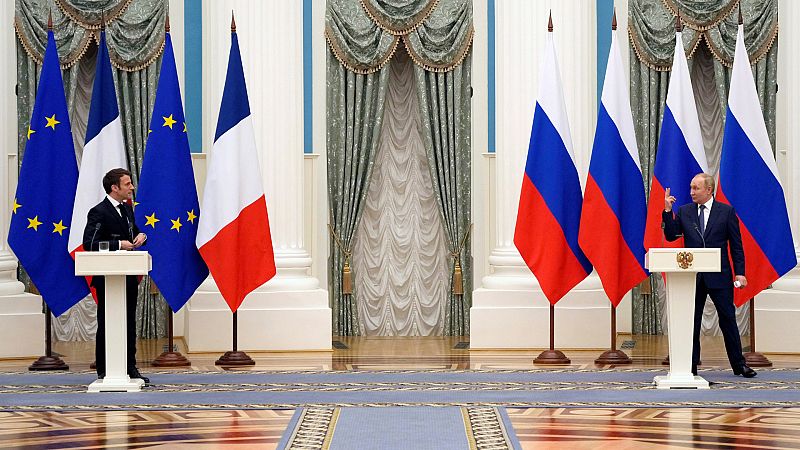 Las mañanas de RNE con Íñigo Alfonso - Macron y Putin apuestan por una solución pacífica para el conflicto de Ucrania - Escuchar ahora