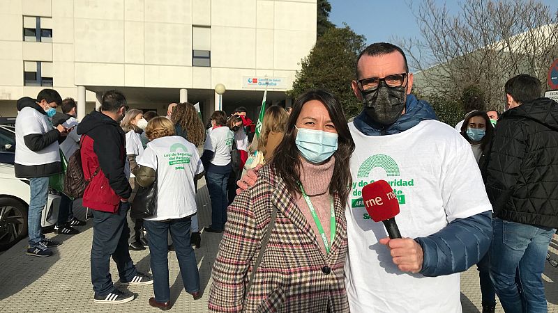 Más cerca - Enfermeras y fisioterapeutas, en defensa de la A. Primaria - Escuchar ahora