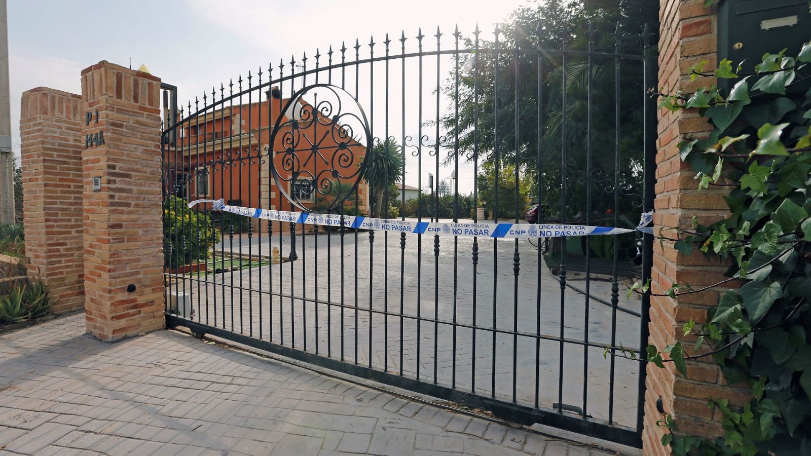 Las mañanas de RNE con Íñigo Alfonso- Un joven de 15 años, ingresado en un centro tras matar a su familia en Elche - Escuchar ahora