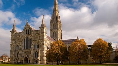 14 horas - 40 años de restauración en la catedral de Salisbury - Escuchar ahora 