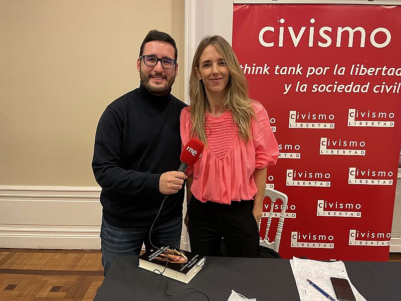 Entrevista Cayetana Alvarez de Toledo Navarra 15/02/2.022 - escuchar ahora