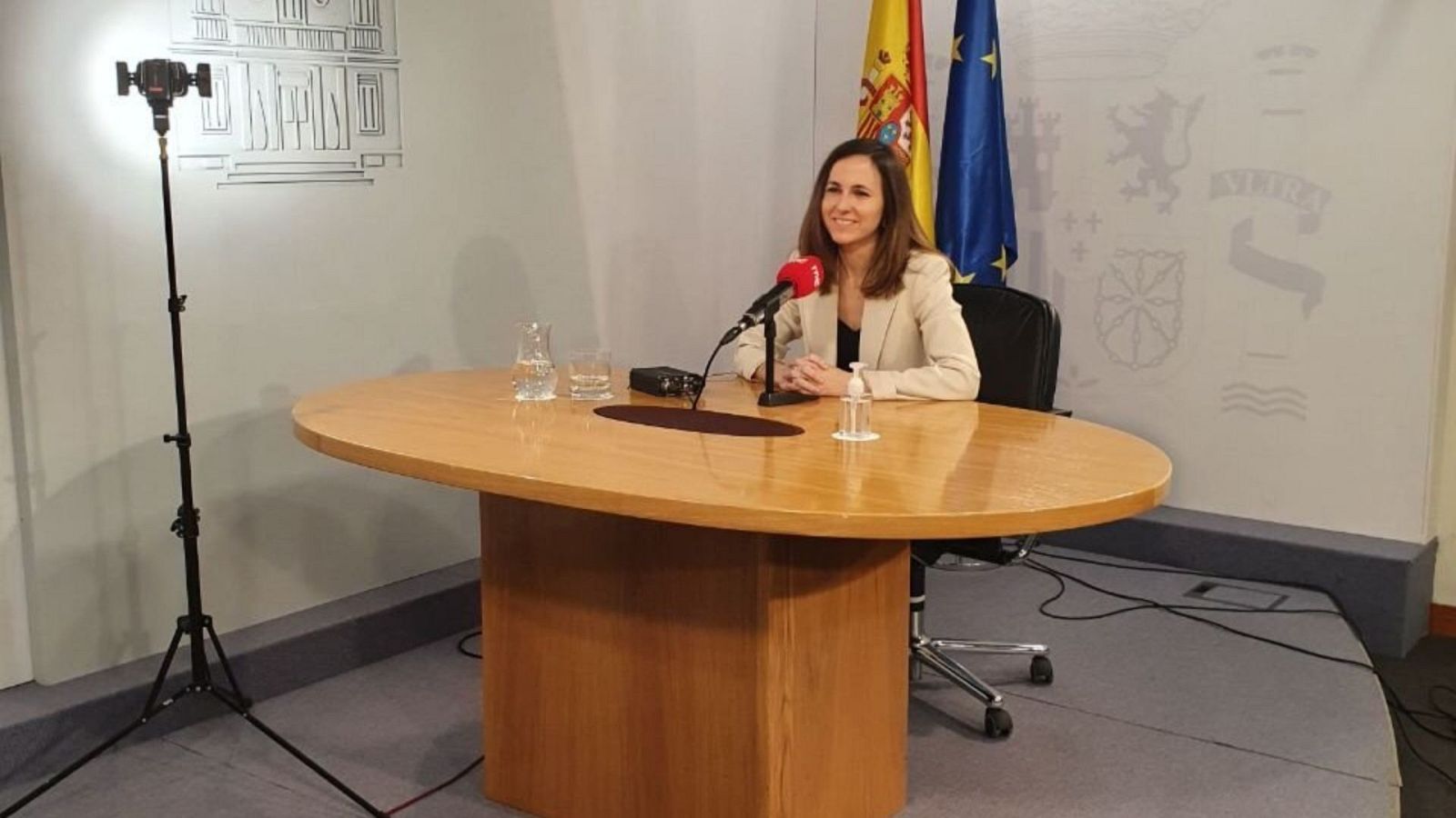 Las Mañanas de RNE - Ione Belarra, UP: "Ayuso va por el mismo camino que han ido los últimos candidatos del PP: acabar imputada o condenada por corrupción" - Escuchar ahora