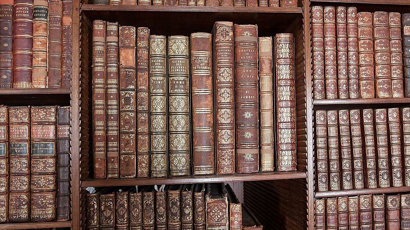 Biblioteca Nacional: Más que libros - Compras - Escuchar ahora