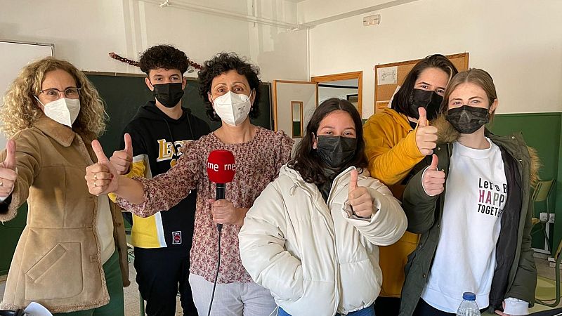 Más cerca - Los vecinos de Villanueva de la Serena y Don Benito dicen "sí" - Escuchar ahora