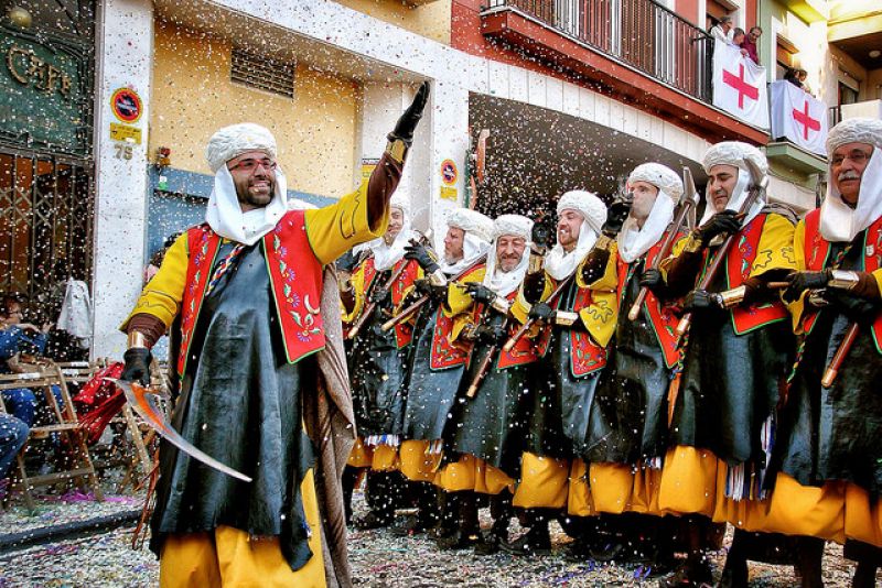 Comienzan preparativos Moros y Cristianos Alcoy - 21/02/22 - Escuchar ahora