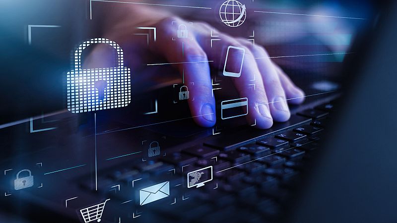 Por tres razones - "Rusia puede 'ciberatacar' otros países aparte de Ucrania" - Escuchar ahora