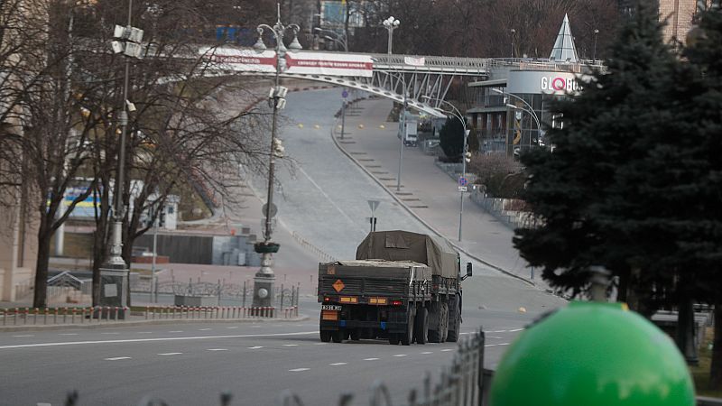 24 horas - Kiev se encuentra rodeada y se prepara para nuevos bombardeos - Escuchar ahora