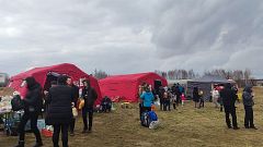 14 horas fin de semana - Un campamento improvisado en la frontera polaca acoge a refugiados ucranianos
