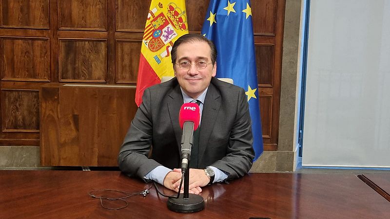 Las Mañanas de RNE con Íñigo Alfonso - Albares: "Hay que armar Ucrania para que puedan defenderse de una agresión ilegal" - Escuchar ahora