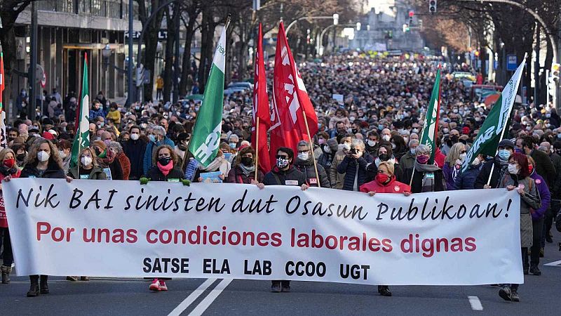 Más cerca - Segunda jornada de huelga en la sanidad pública vasca - Escuchar ahora