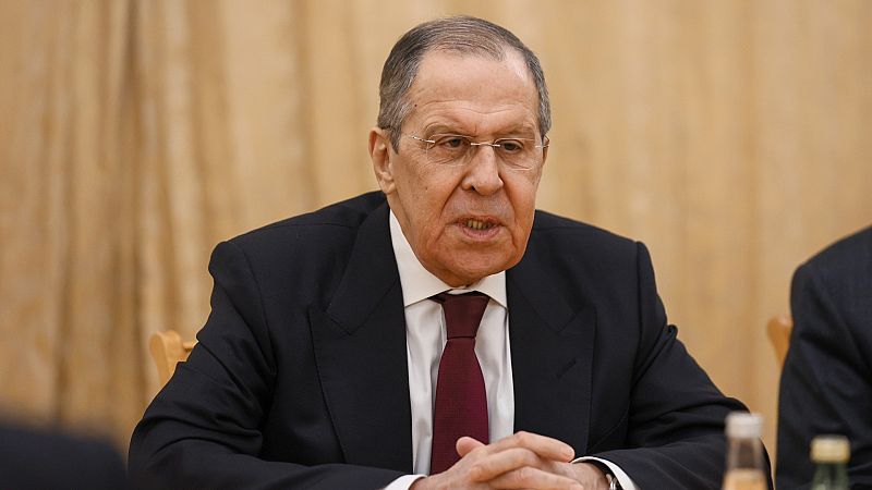 24 horas - Serguéi Lavrov: "La alternativa a las sanciones es una Tercera Guerra Mundial devastadora" - Escuchar ahora