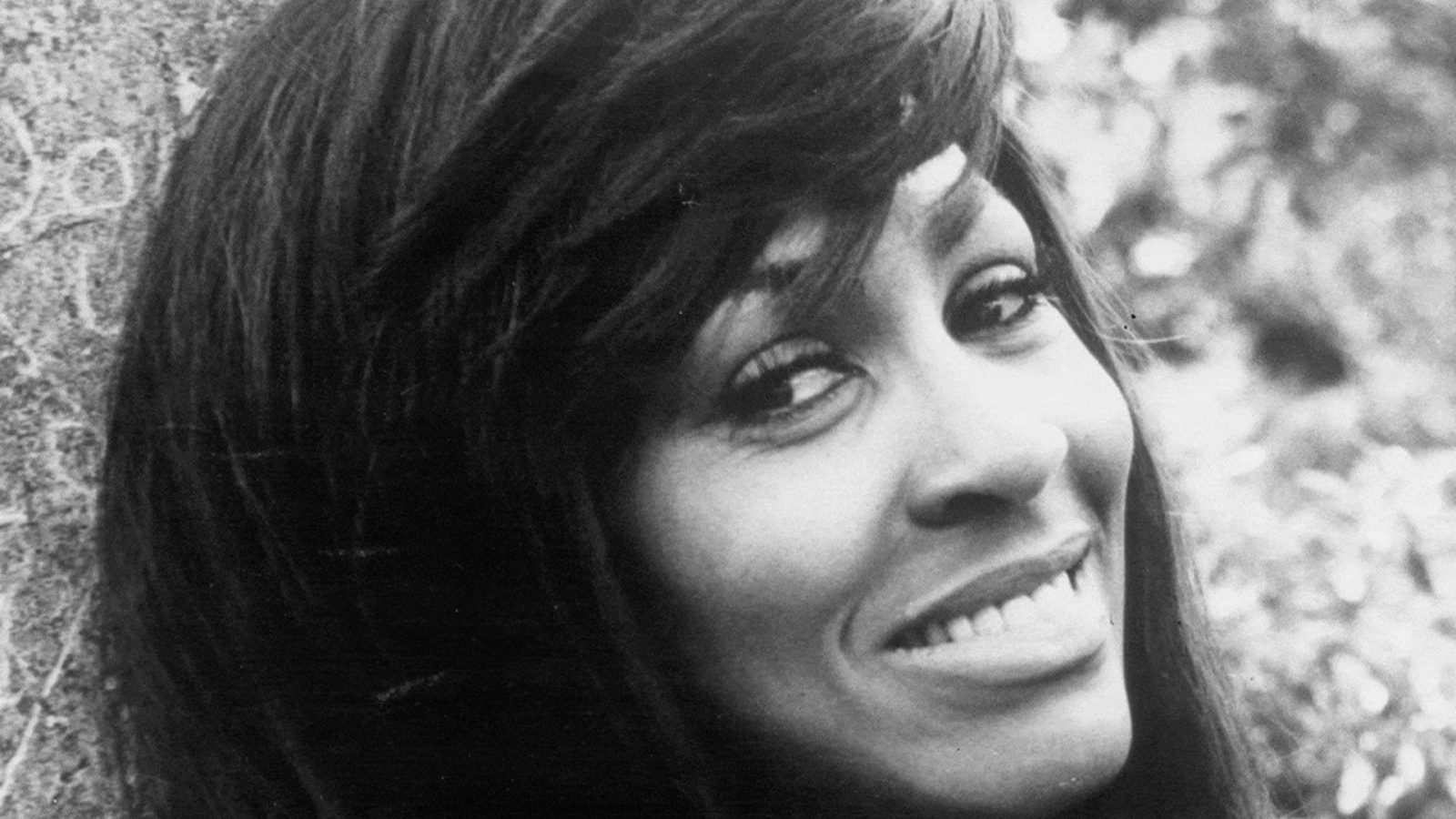 Sin rodeos - Tina Turner, vadear ríos y subir montañas - 07/03/22 - Escuchar ahora