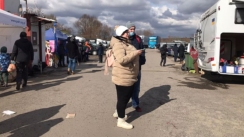 14 horas - RNE en la frontera | Martin: "Nadie quiere marcharse, pero aquí estamos más seguros" - Escuchar ahora