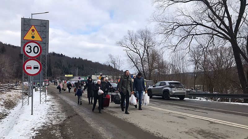 14 Horas - La frontera polaca, con temperaturas bajo cero y repleta de refugiados - Escuchar ahora