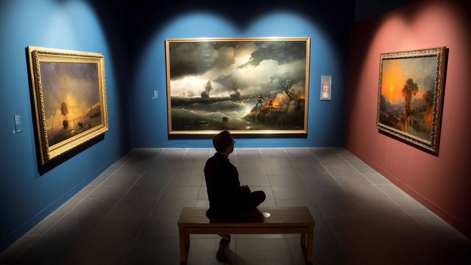 24 horas - El Museo Ruso de Málaga seguirá abierto, pero sin renovar exposiciones - Escuchar ahora