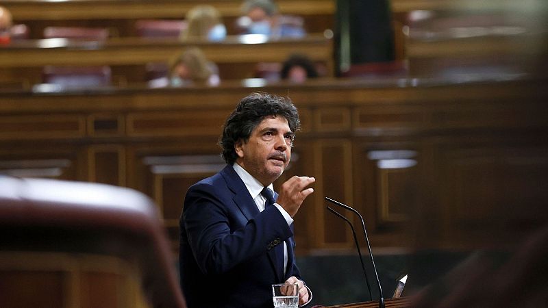 Parlamento RNE - Garcés, PP: "Hay que naturalizar el pacto con Vox y tendríamos que haberlo hecho antes" - Escuchar ahora