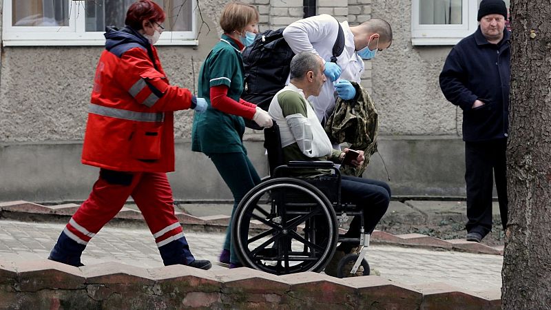 24 horas fin de semana - 35 fallecidos y 134 heridos en el bombardeo de una base ucraniana a 25 kilómetros de Polonia - Escuchar ahora