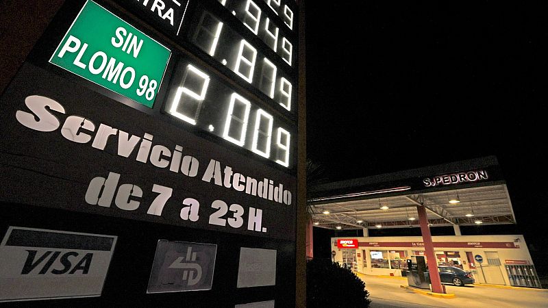 24 horas - Mikel González-Eguino: "España es uno de los países con mayor dependencia de todos los combustibles fósiles" - Escuchar ahora