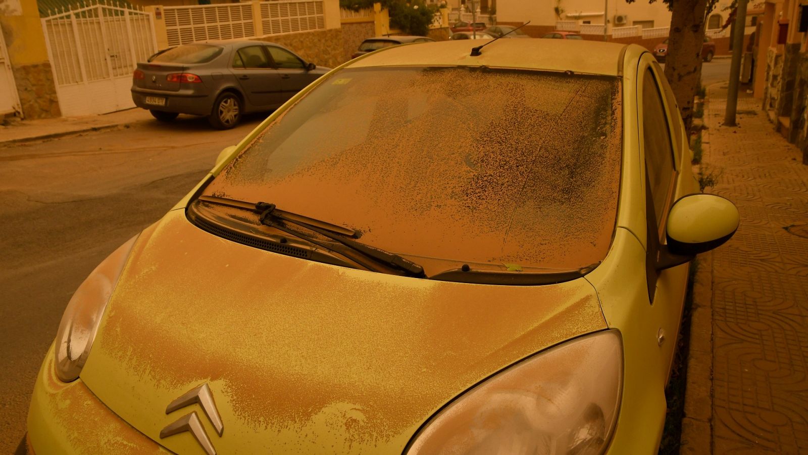 14 Horas - La calima naranja de polvo del Sáhara también afecta a nuestra salud - Escuchar ahora