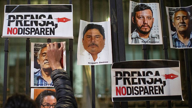 Reportajes 5 Continentes - Los asesinatos a periodistas en México no cesan - Escuchar ahora