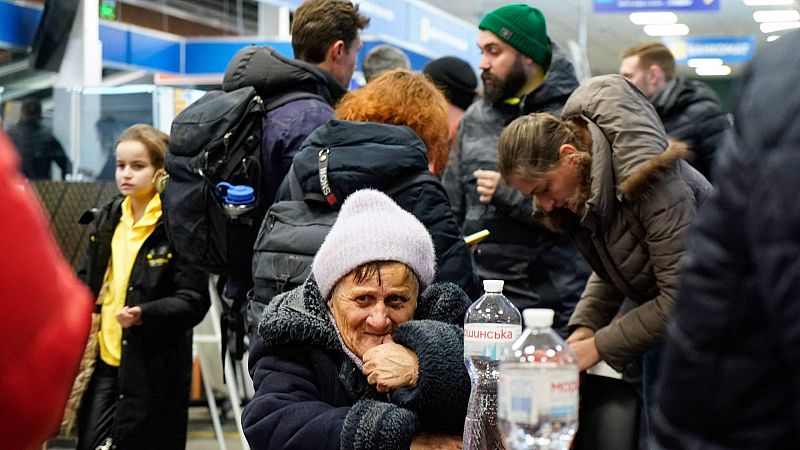 Cinco continentes - Ucrania, 21 días bajo la guerra - Escuchar ahora