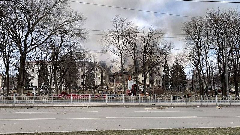 24 horas - El ataque al teatro de Mariúpol no deja víctimas mortales - Escuchar ahora