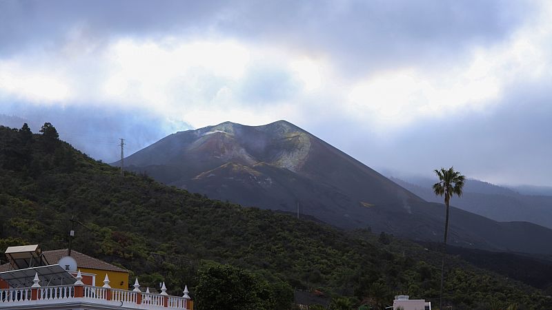 Por tres razones - La Palma: "Vuelvan, no nos olviden, hay mucho por hacer" - Escuchar ahora