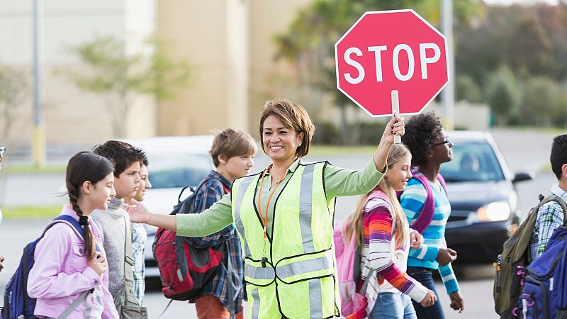 Más cerca - Objetivo "cero víctimas" en carretera desde el colegio - Escuchar ahora