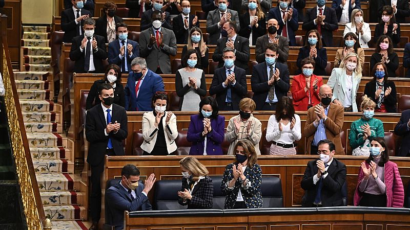 24 horas - Sánchez pide unidad en el Congreso: los socios insisten en alargar las medidas y el PP, en bajar impuestos - Escuchar ahora